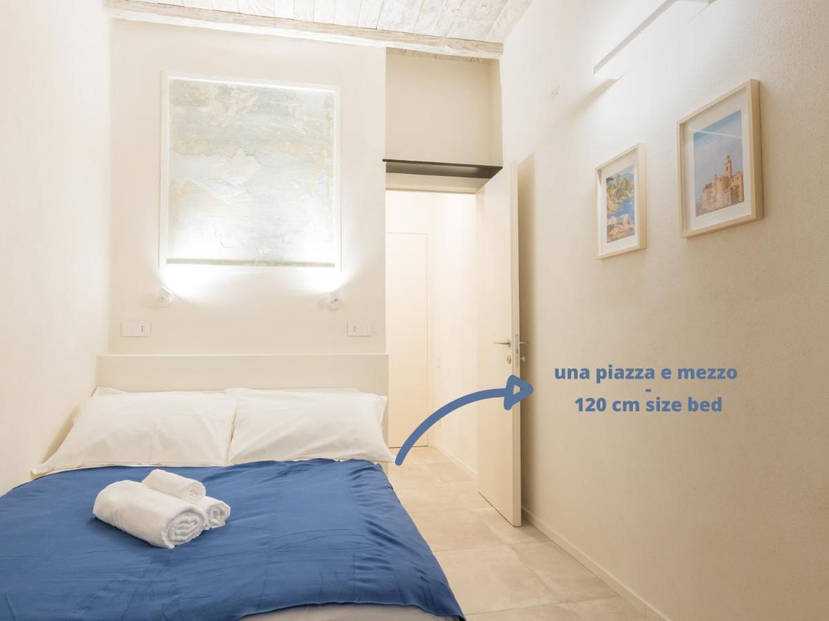 Al Caruggio Guest House Genoa Ngoại thất bức ảnh