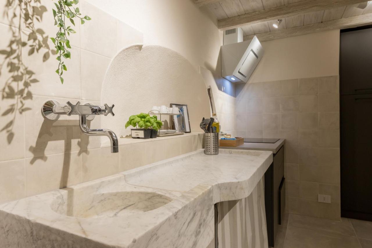Al Caruggio Guest House Genoa Ngoại thất bức ảnh