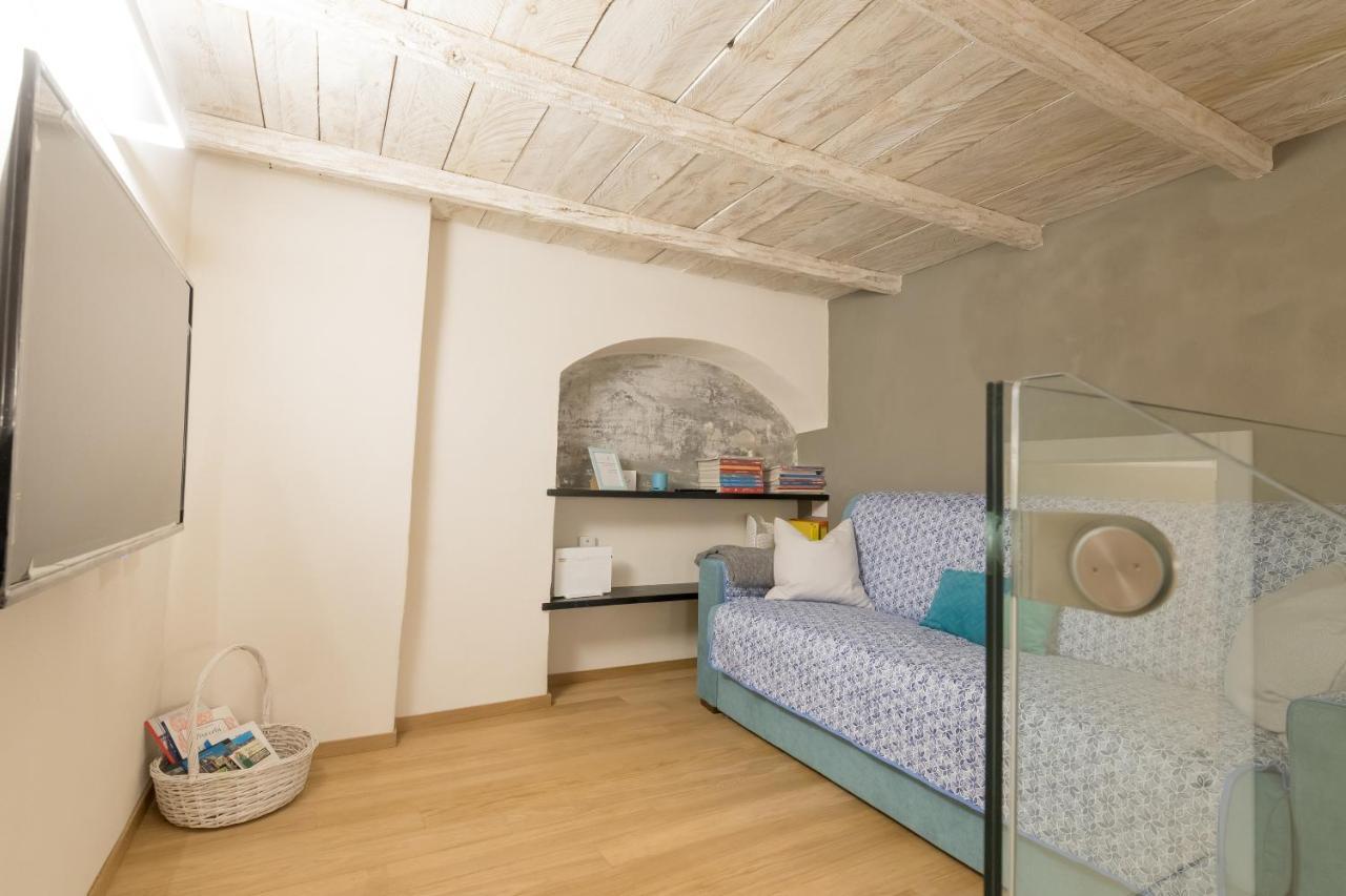 Al Caruggio Guest House Genoa Ngoại thất bức ảnh